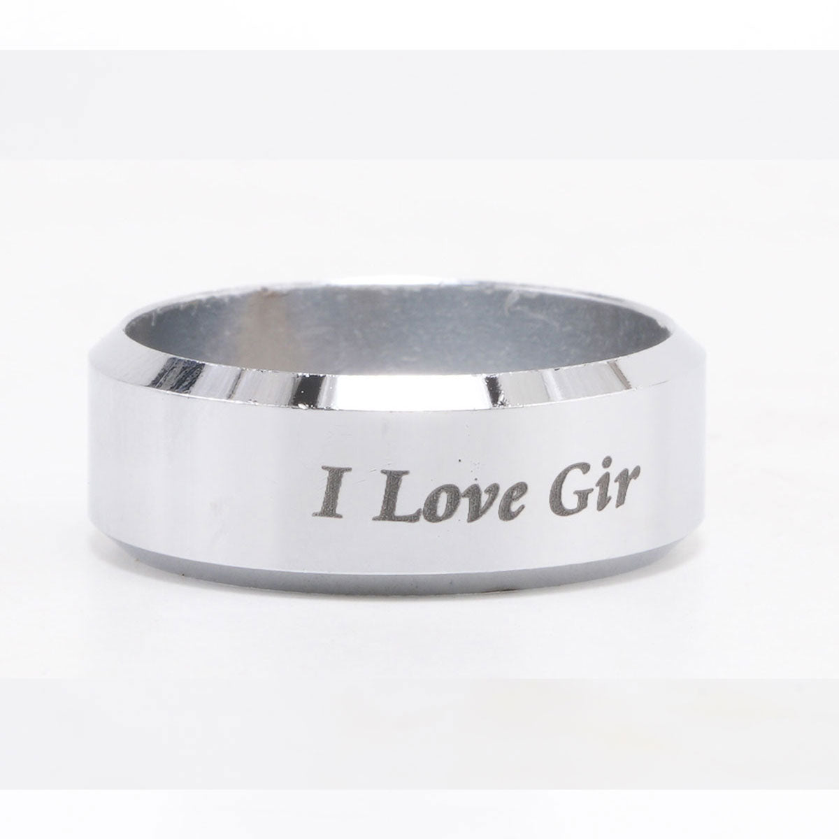 "I Love Gir" Metal Ring – A Timeless Gir Trip Mement